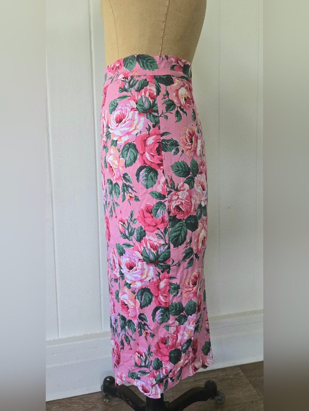 Vixen by Micheline Pitt Vintage Roses Pencil Skirt Medium - Picture 4 of 10